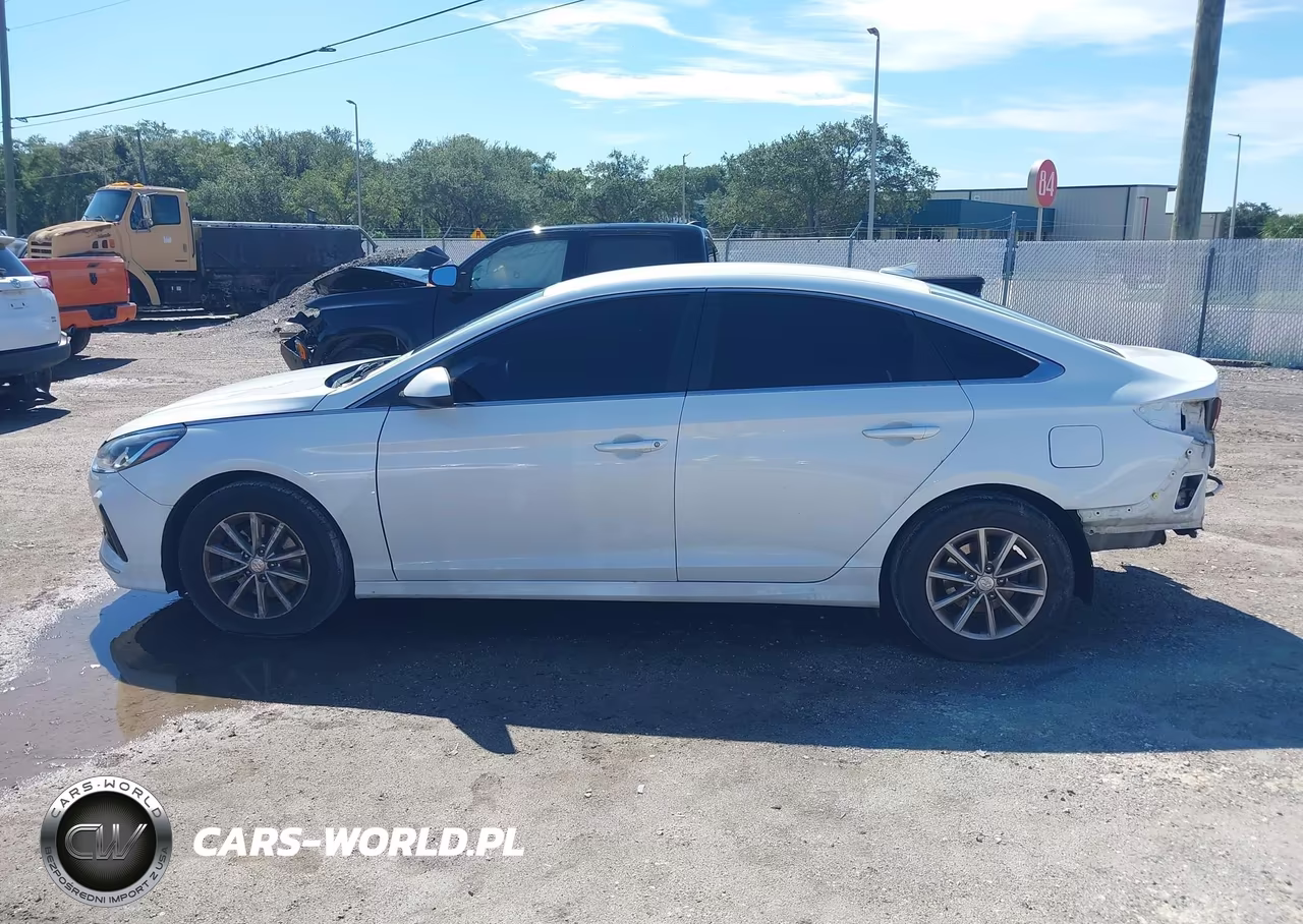 2018 Hyundai Sonata Se VIN:5NPE24AFXJH667981 - 15