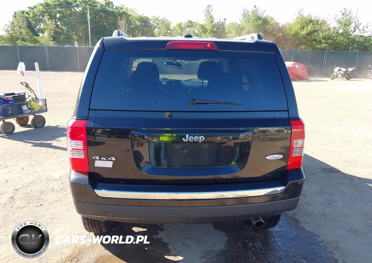 2016 Jeep Patriot High Altitude Edition VIN:1C4NJRFB5GD545257 - 16