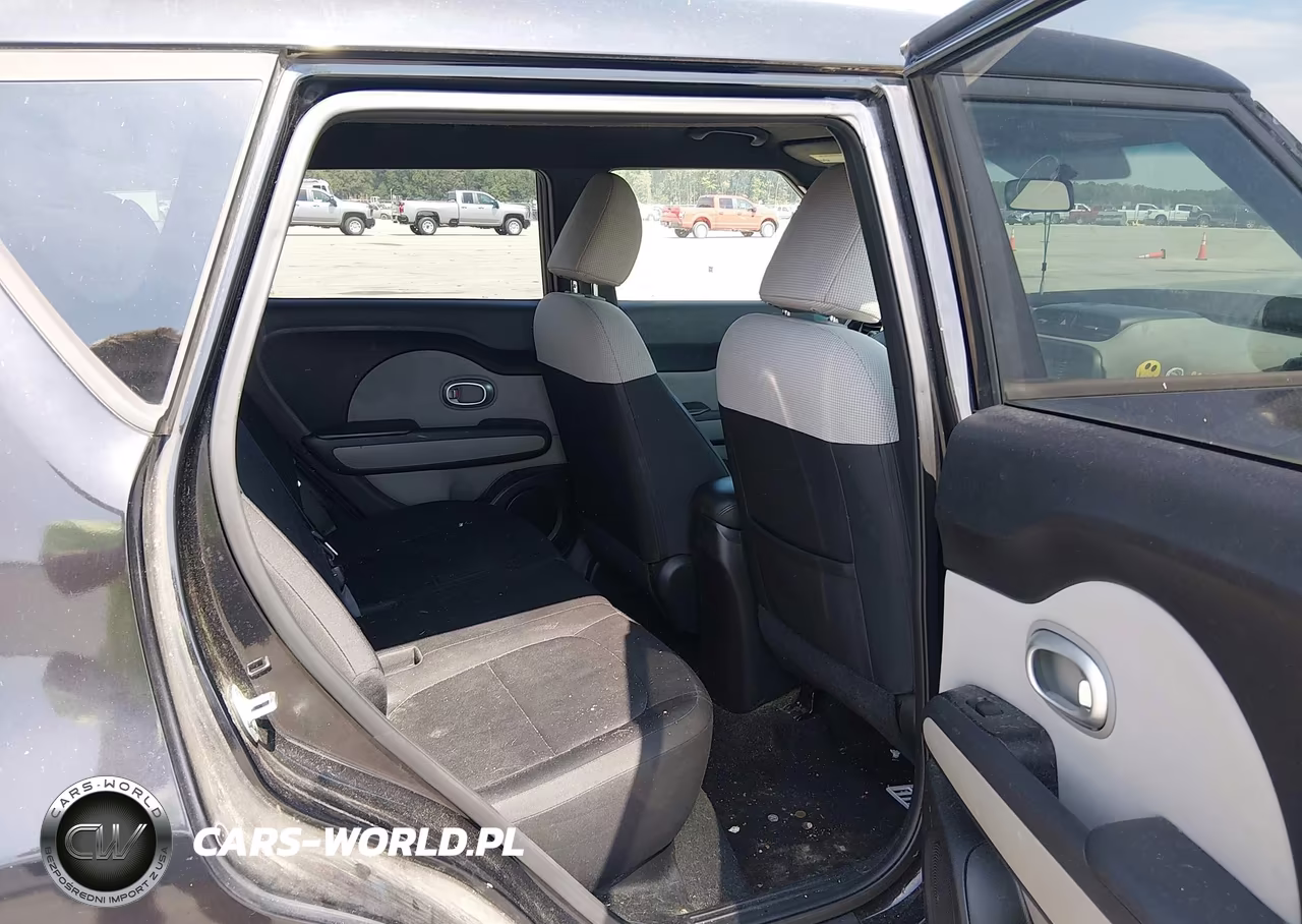 2014 Kia Soul VIN:KNDJN2A24E7003743 - 8