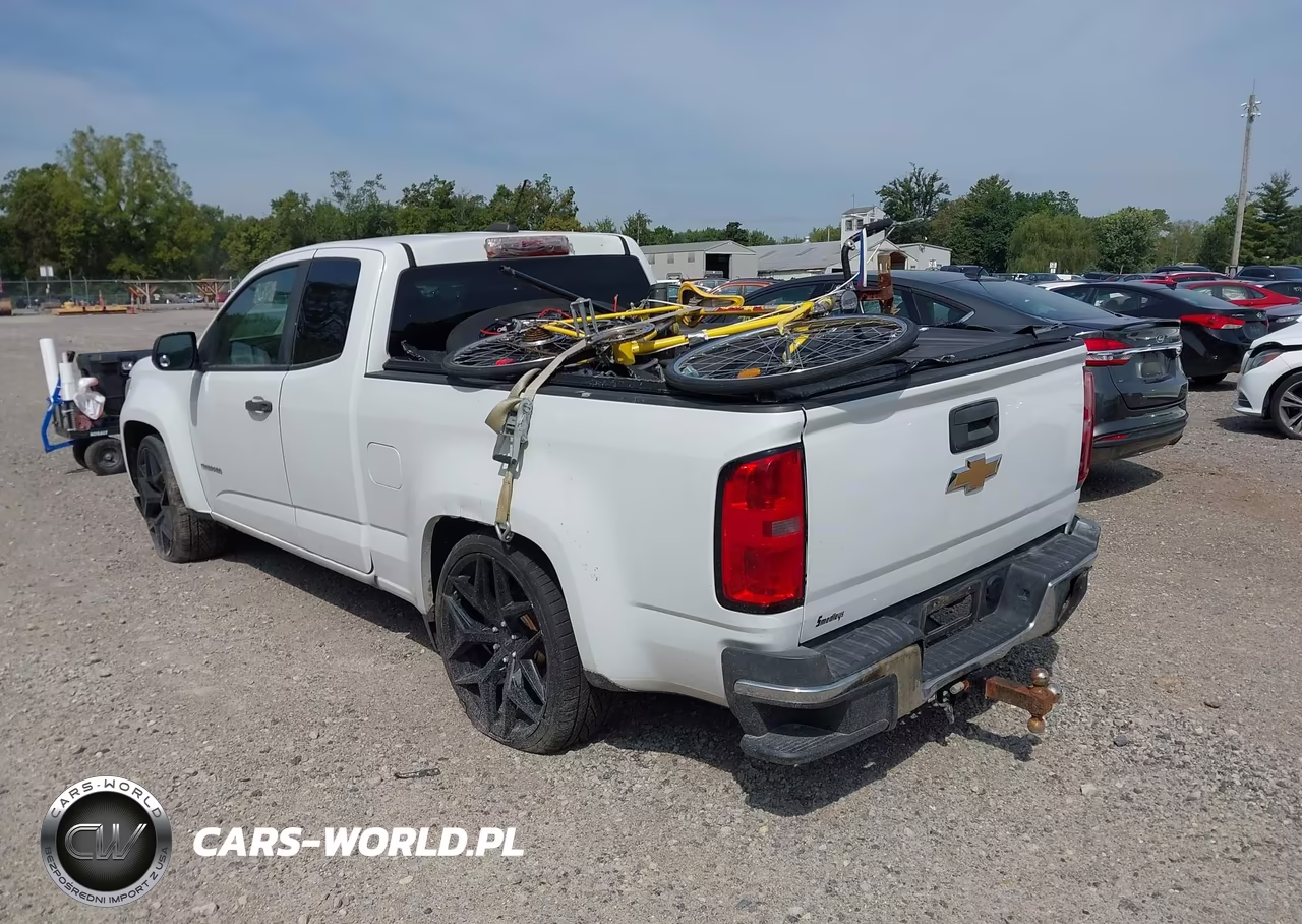 2019 Chevrolet Colorado Wt VIN:1GCHSBEA8K1243692 - 3