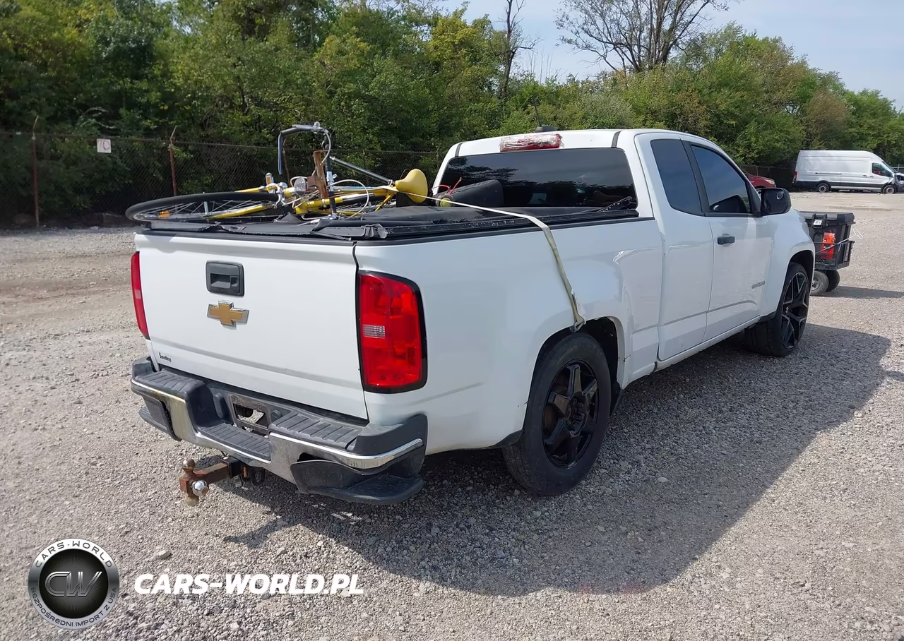 2019 Chevrolet Colorado Wt VIN:1GCHSBEA8K1243692 - 4