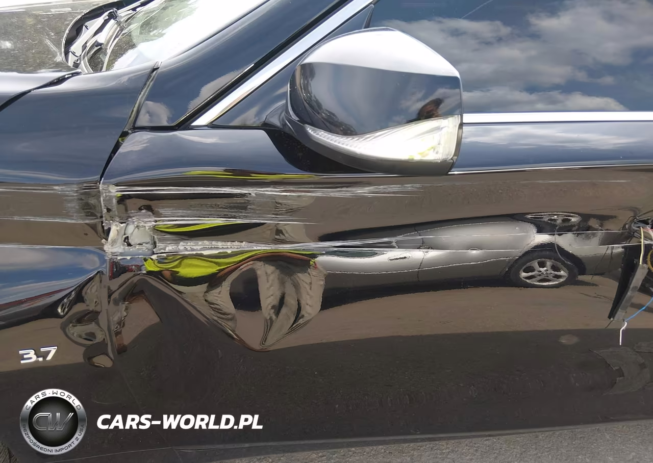 2015 Infiniti Q50 Premium VIN:JN1BV7AR9FM401132 - 20