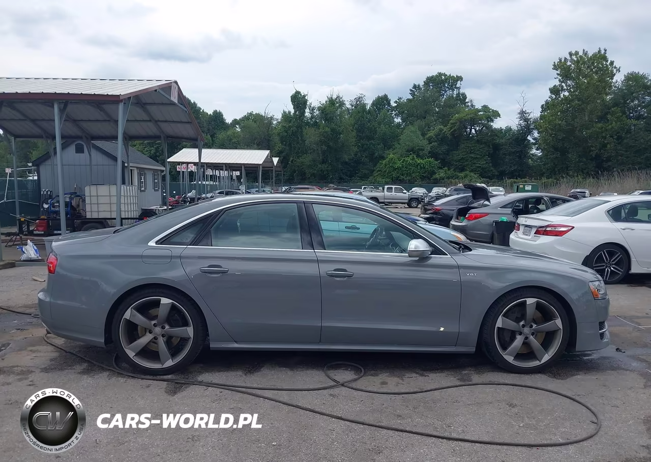 2015 Audi S8 4.0T VIN:WAUK2AFD7FN038532 - 13