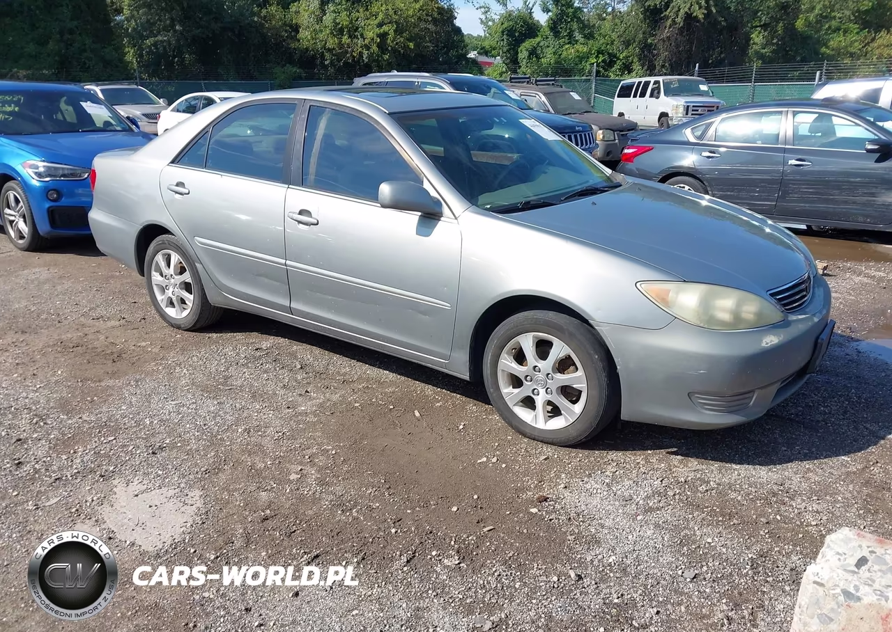 2005 Toyota Camry Le