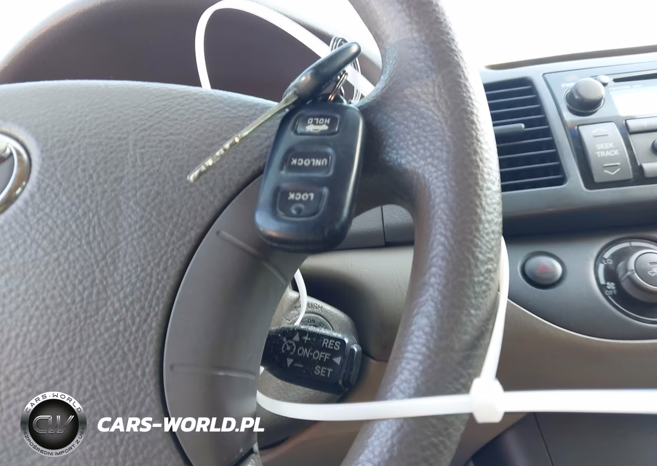 2005 Toyota Camry Le VIN:4T1BE30K05U947936 - 11