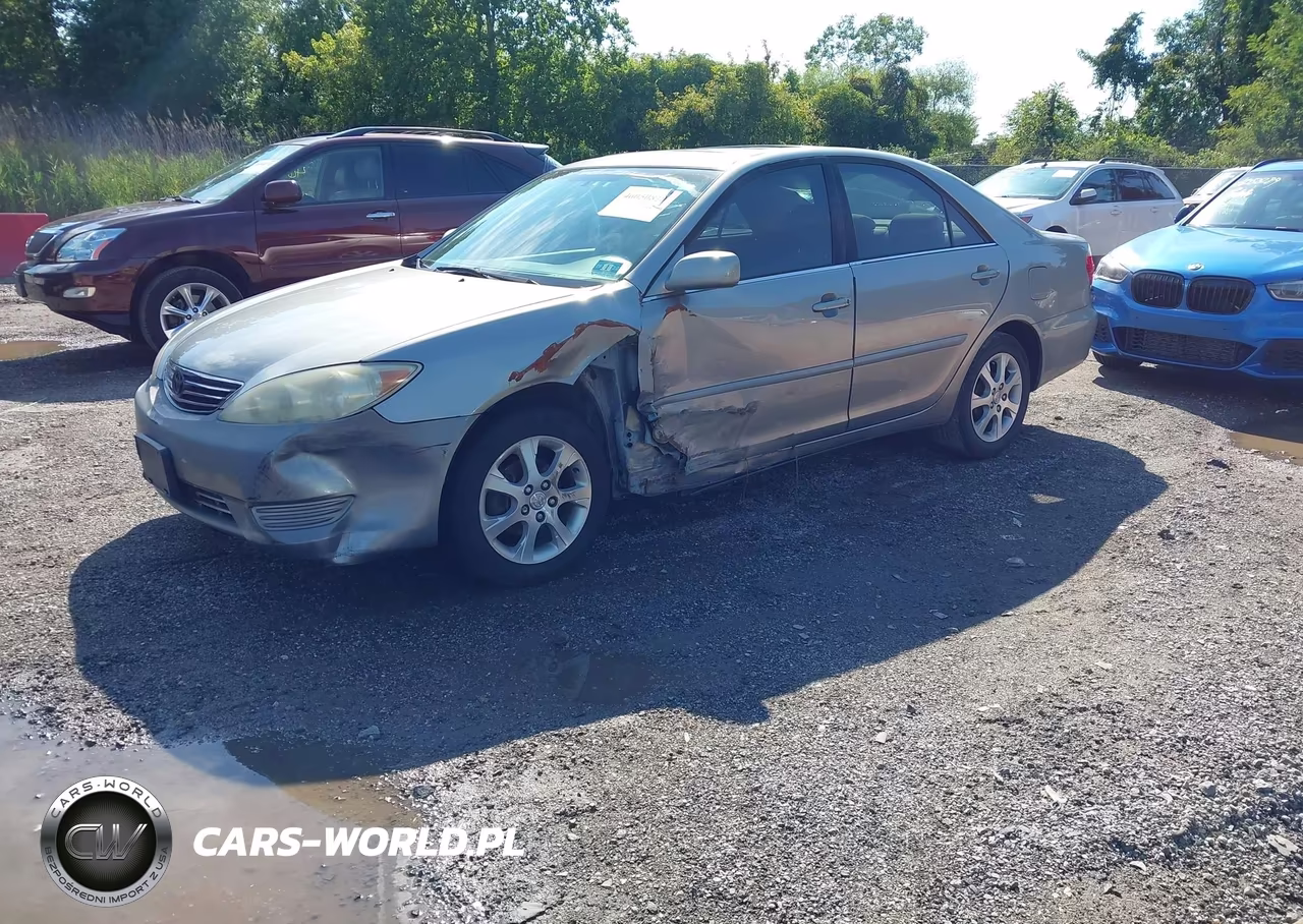 2005 Toyota Camry Le VIN:4T1BE30K05U947936 - 2