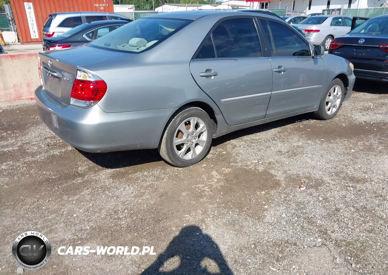 2005 Toyota Camry Le VIN:4T1BE30K05U947936 - 4