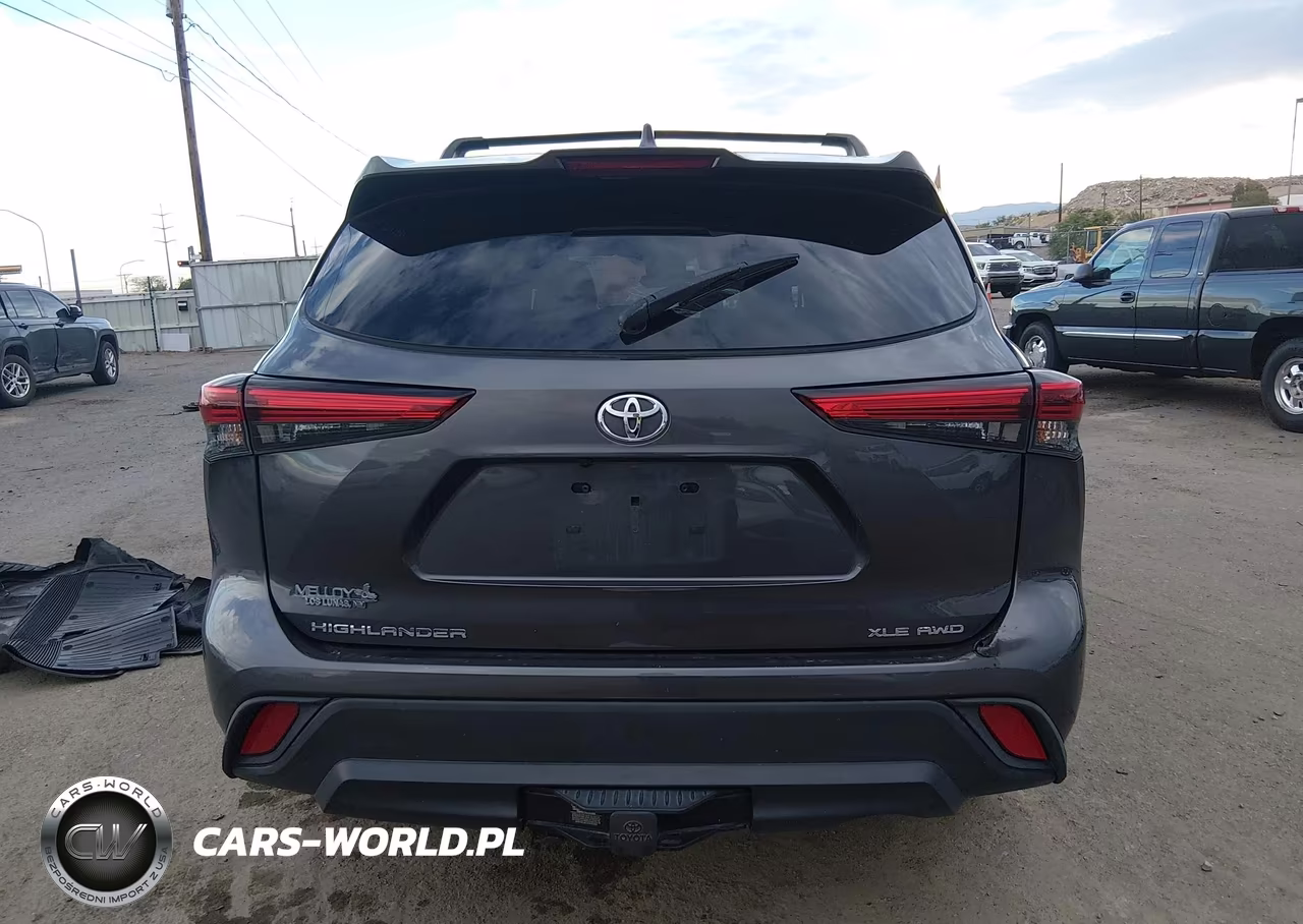 2022 Toyota Highlander Xle VIN:5TDGZRBH2NS220613 - 15