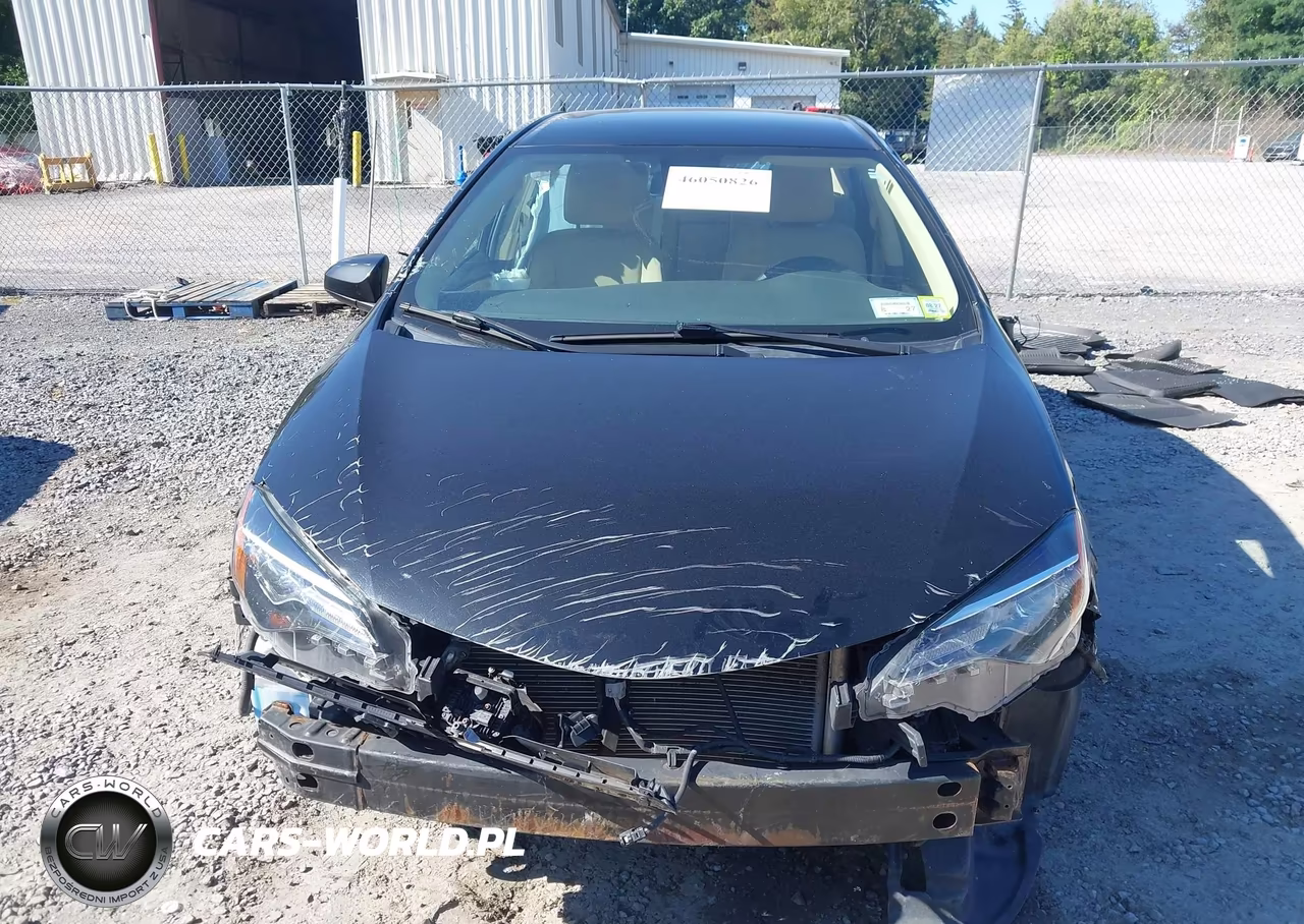 2017 Toyota Corolla Le VIN:2T1BURHE6HC752367 - 12