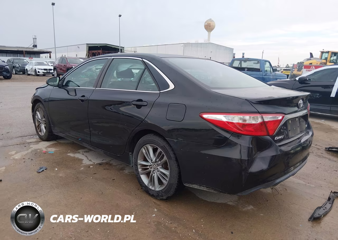 2015 Toyota Camry Se VIN:4T1BF1FK4FU109595 - 3