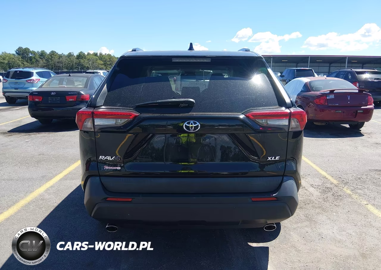 2021 Toyota Rav4 Xle Premium VIN:2T3C1RFV1MC168993 - 17