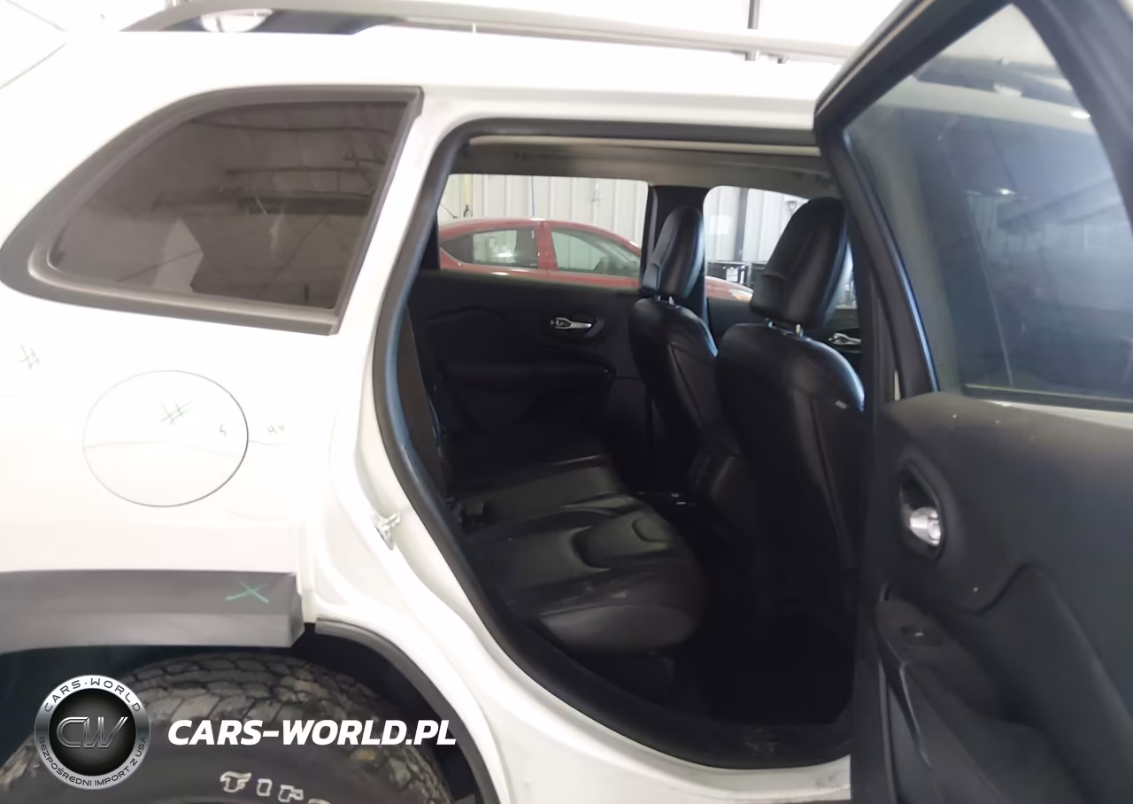 2016 Jeep Cherokee Trailhawk VIN:1C4PJMBS8GW220138 - 8