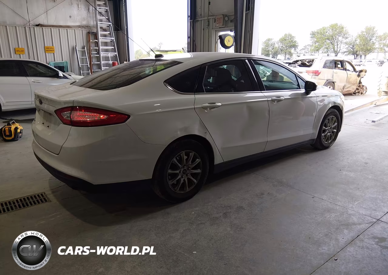 2016 Ford Fusion S VIN:3FA6P0G72GR199545 - 4