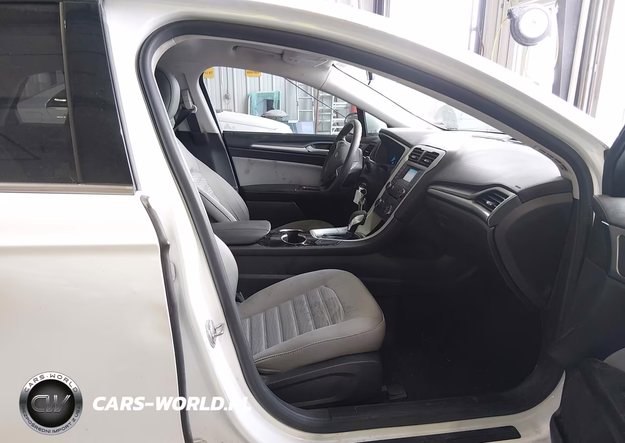 2016 Ford Fusion S VIN:3FA6P0G72GR199545 - 5