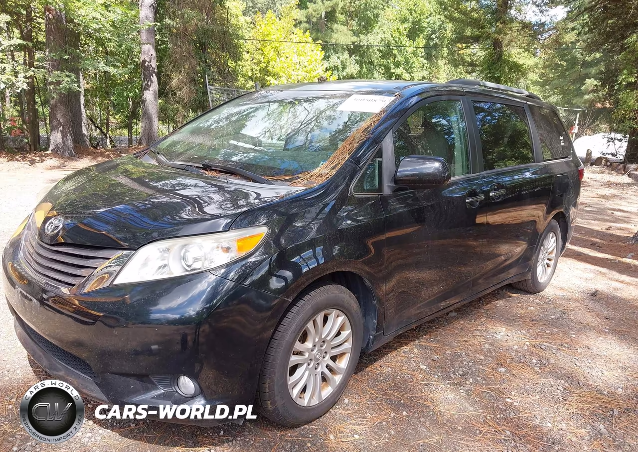 2017 Toyota Sienna Xle 8 Passenger VIN:5TDYZ3DCXHS795808 - 2