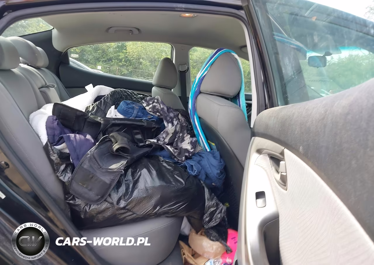 2013 Hyundai Elantra Gls VIN:KMHDH4AE8DU555610 - 8