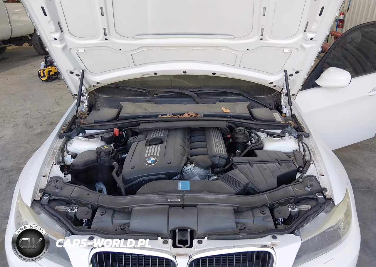 2011 BMW 328I xDrive VIN:WBAPK7C55BA817743 - 10