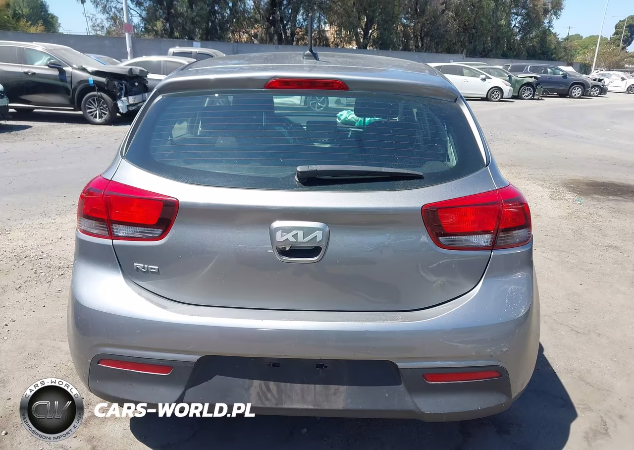 2022 Kia Rio 5-Door S VIN:3KPA25AD3NE470017 - 17
