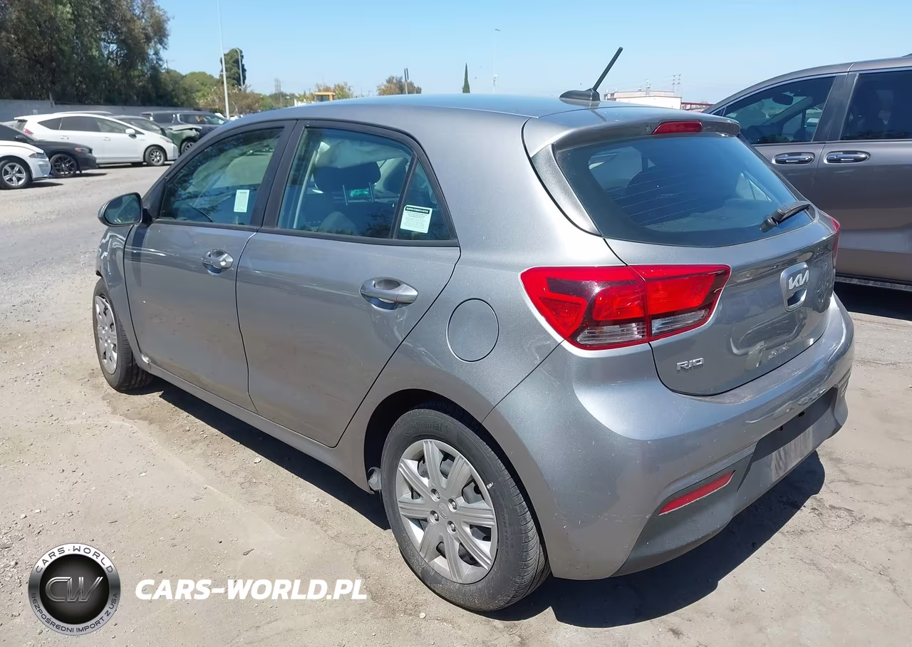 2022 Kia Rio 5-Door S VIN:3KPA25AD3NE470017 - 3