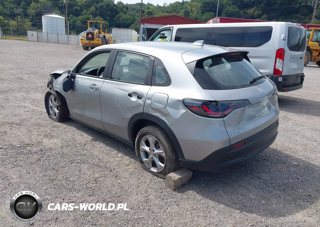 2025 Honda Hr-V Awd Lx VIN:3CZRZ2H39SM769999 - 3