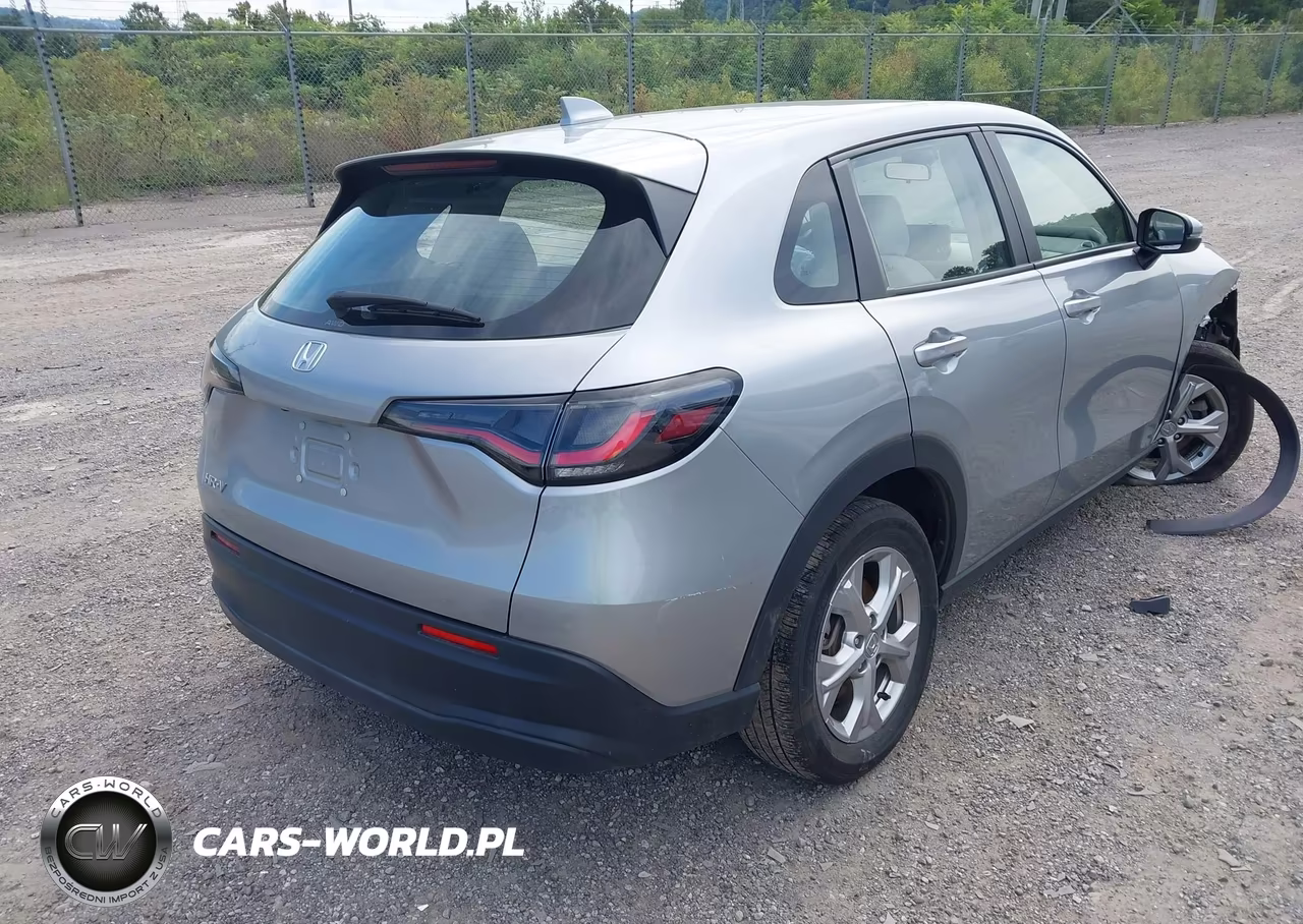 2025 Honda Hr-V Awd Lx VIN:3CZRZ2H39SM769999 - 4