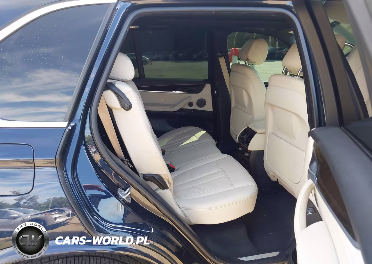 2018 BMW X5 xDrive35I VIN:5UXKR0C52J0X89354 - 8