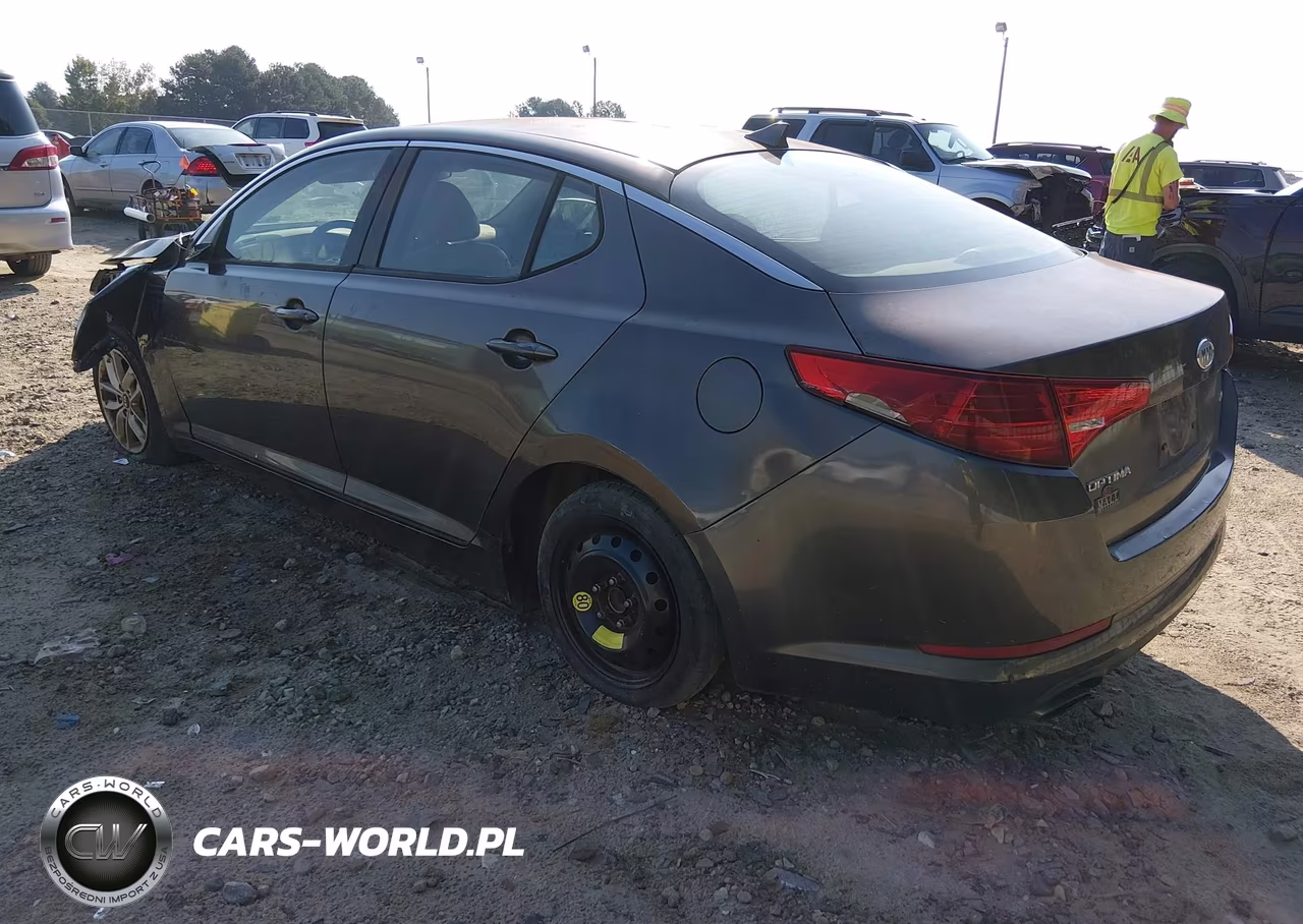 2011 Kia Optima Lx VIN:KNAGM4A7XB5182556 - 3
