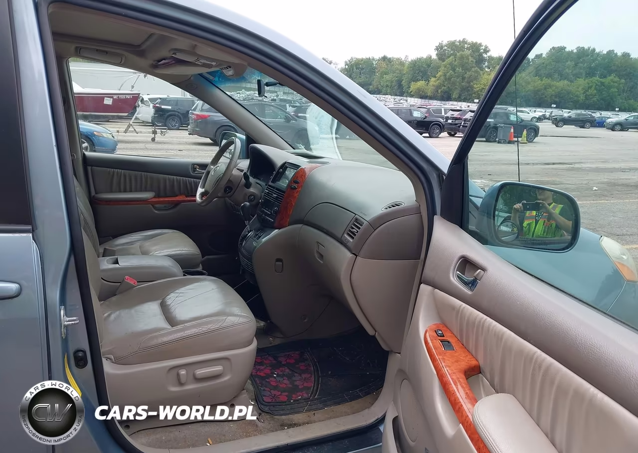 2010 Toyota Sienna Xle VIN:5TDYK4CC1AS292976 - 5