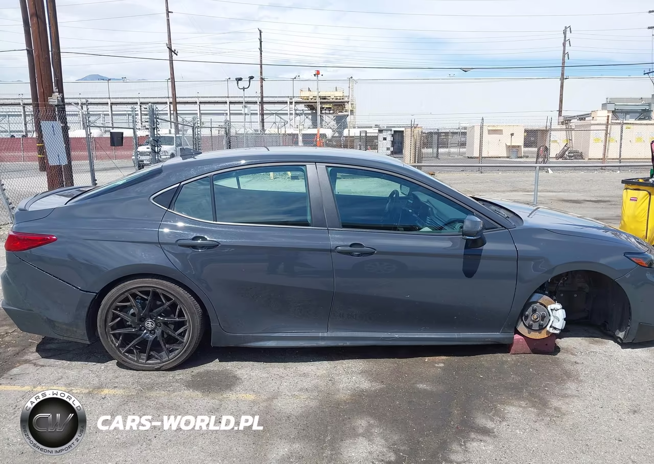 2026 Toyota Camry Se VIN:4T1DAACKXTU236701 - 14