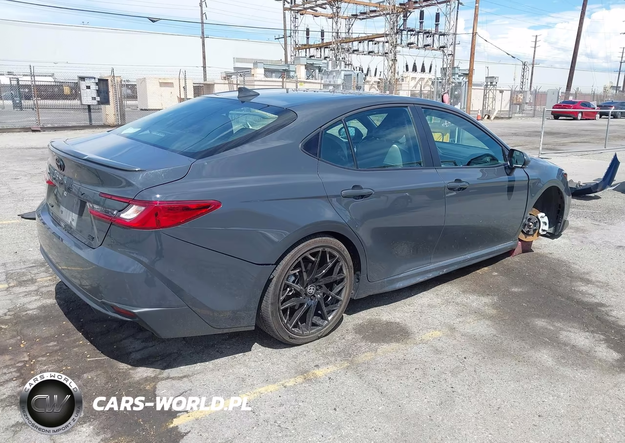 2026 Toyota Camry Se VIN:4T1DAACKXTU236701 - 4