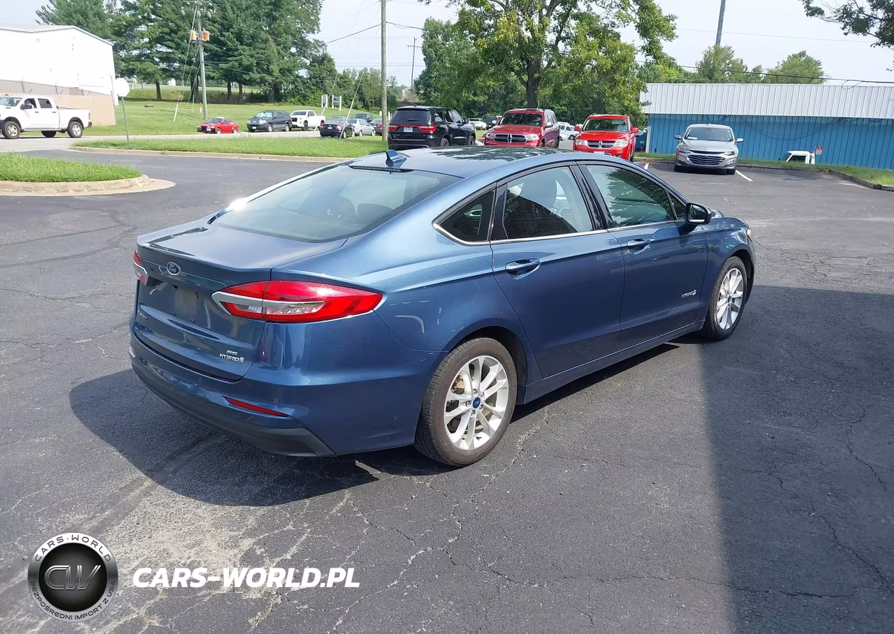 2019 Ford Fusion Hybrid Se VIN:3FA6P0LU5KR149517 - 4
