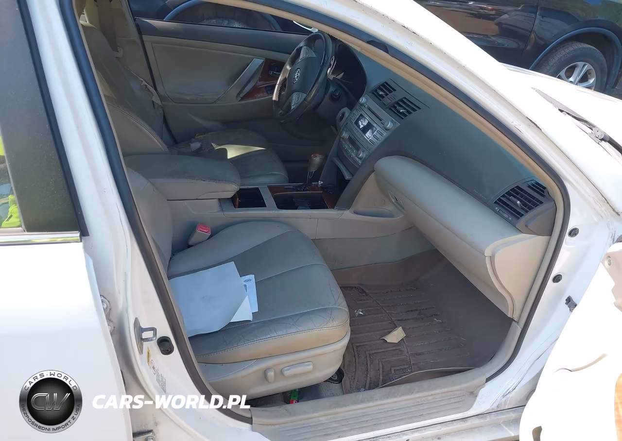2010 Toyota Camry Hybrid VIN:4T1BB3EK8AU125333 - 5