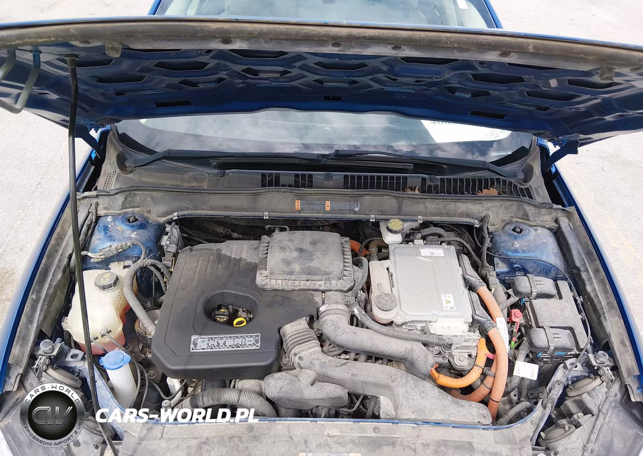 2018 Ford Fusion Hybrid S VIN:3FA6P0UU7JR282101 - 10