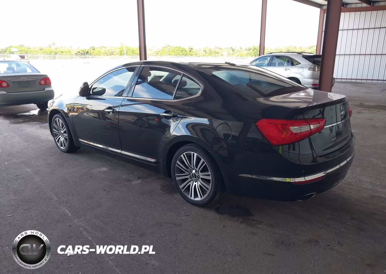 2015 Kia Cadenza Premium VIN:KNALN4D73F5185828 - 3