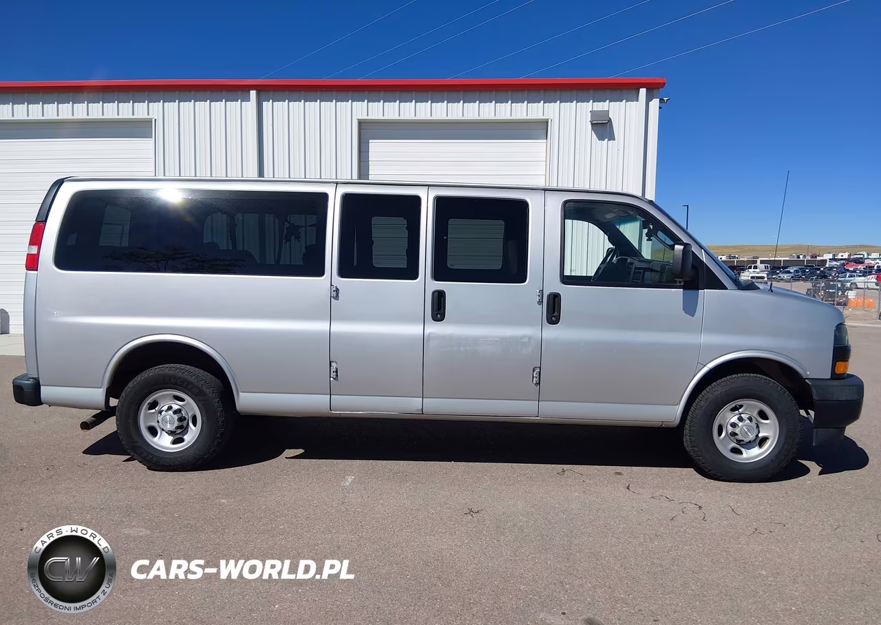 2019 Chevrolet Express 3500 Ls VIN:1GAZGNFG9K1352620 - 18