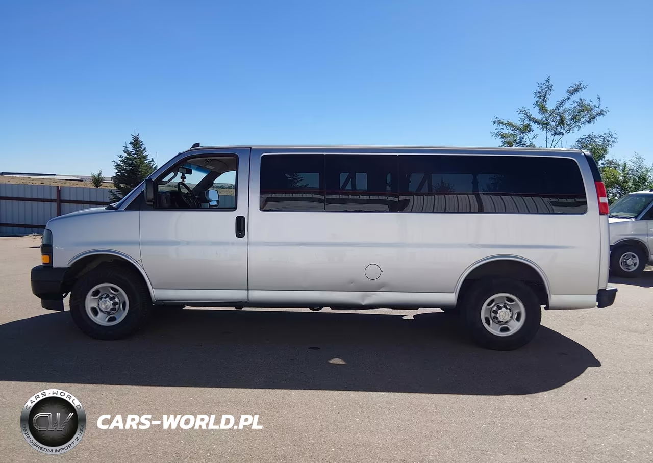 2019 Chevrolet Express 3500 Ls VIN:1GAZGNFG9K1352620 - 19