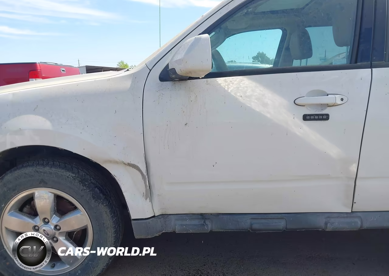 2010 Ford Escape Limited VIN:1FMCU0EG8AKD33300 - 6