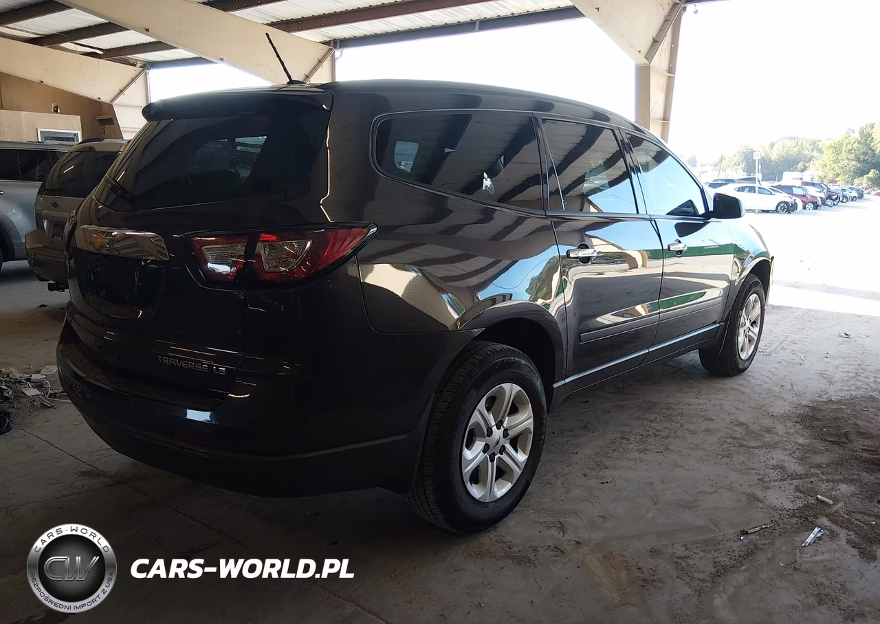 2015 Chevrolet Traverse Ls VIN:1GNKRFKD5FJ104737 - 4
