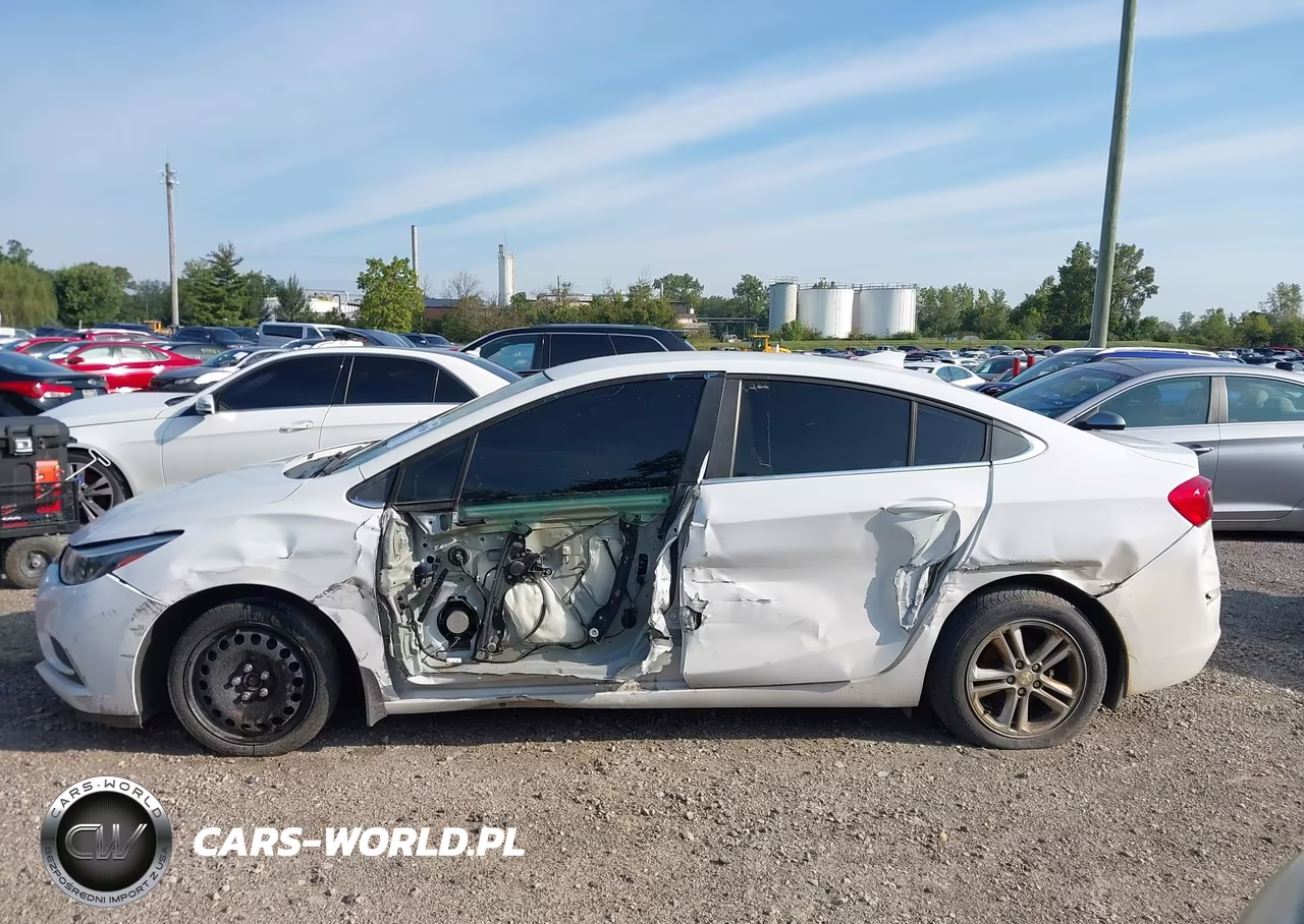 2017 Chevrolet Cruze Lt Auto VIN:1G1BE5SM8H7146536 - 14