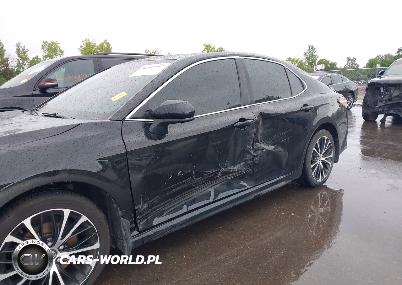 2020 Toyota Camry Se VIN:4T1G11AK8LU943831 - 6