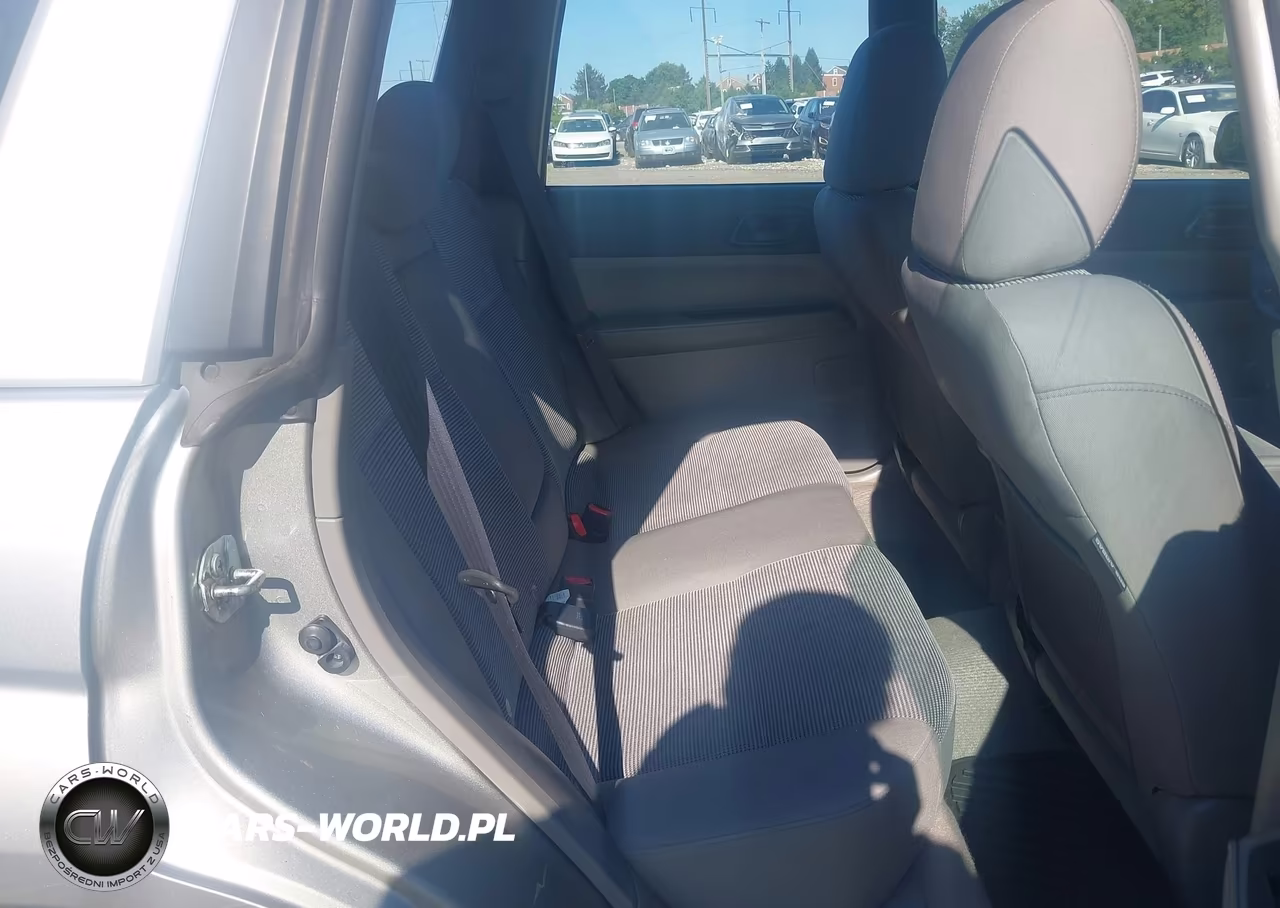 2007 Subaru Forester 2.5X VIN:JF1SG63677H704978 - 8