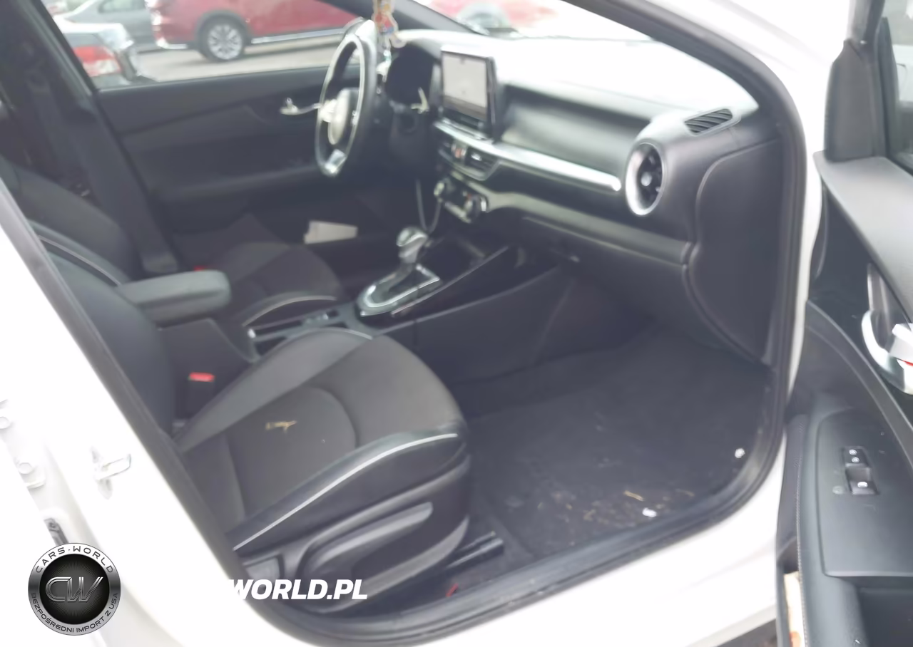 2023 Kia Forte Gt-Line VIN:3KPF54AD8PE514474 - 5