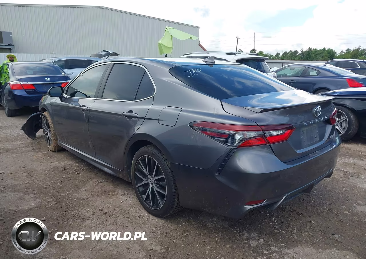 2022 Toyota Camry Se VIN:4T1G11AK8NU643922 - 3