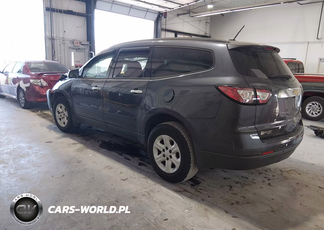2013 Chevrolet Traverse Ls VIN:1GNKRFED8DJ111271 - 3