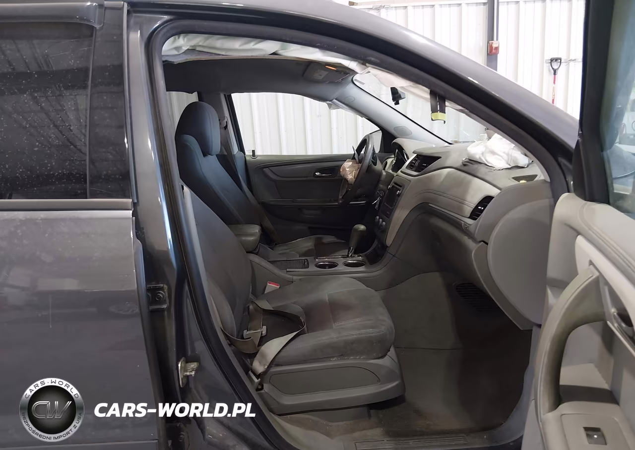 2013 Chevrolet Traverse Ls VIN:1GNKRFED8DJ111271 - 5