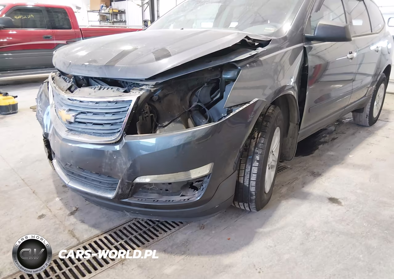 2013 Chevrolet Traverse Ls VIN:1GNKRFED8DJ111271 - 6