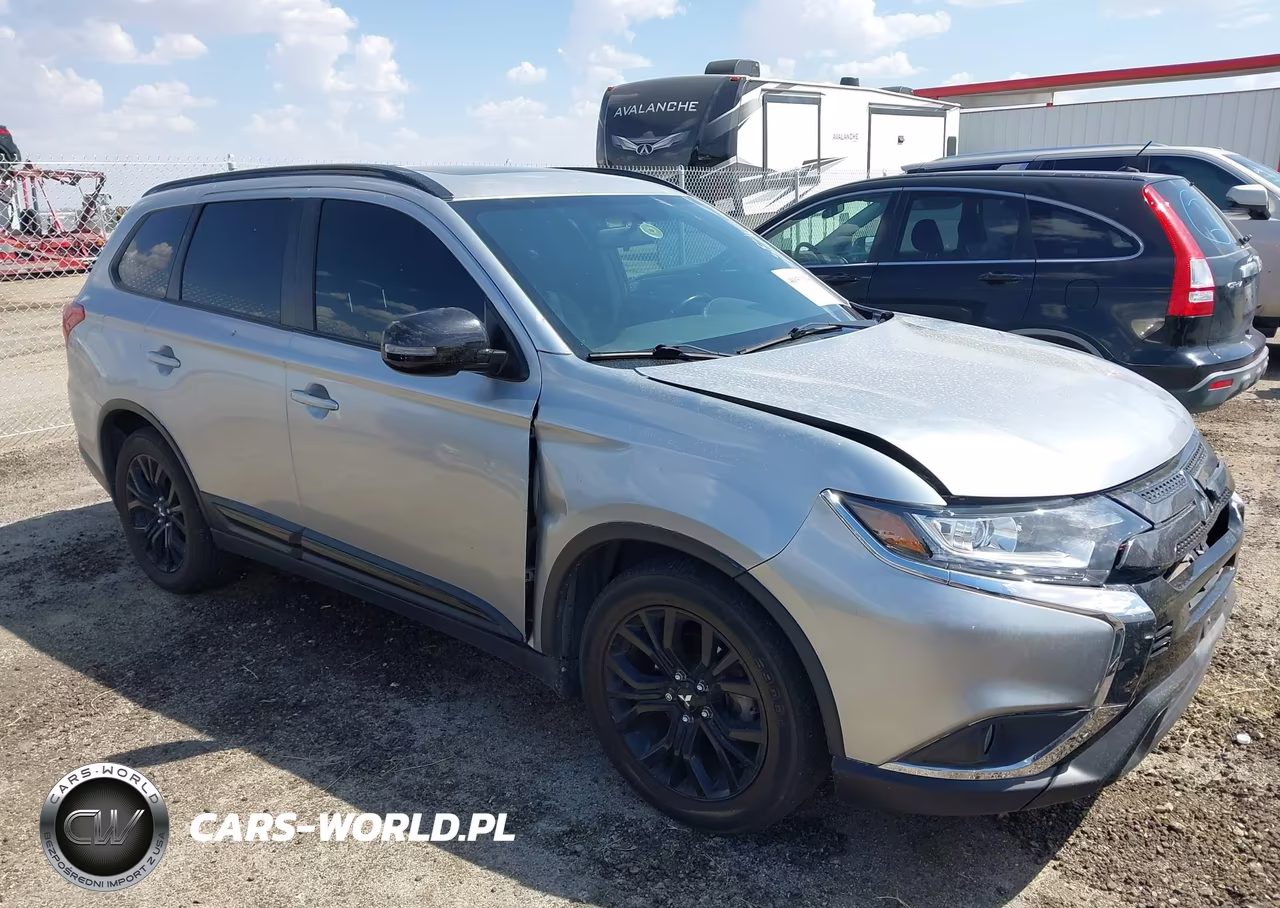 2018 Mitsubishi Outlander Le