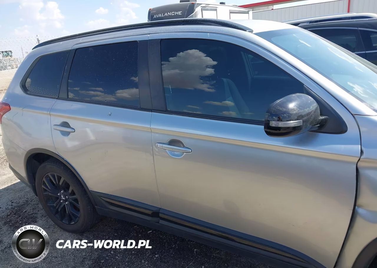 2018 Mitsubishi Outlander Le VIN:JA4AD3A37JZ060156 - 13