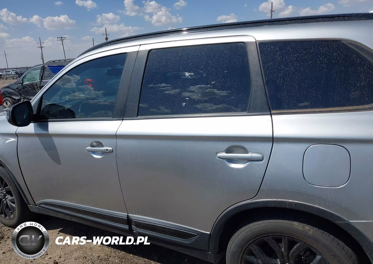 2018 Mitsubishi Outlander Le VIN:JA4AD3A37JZ060156 - 14