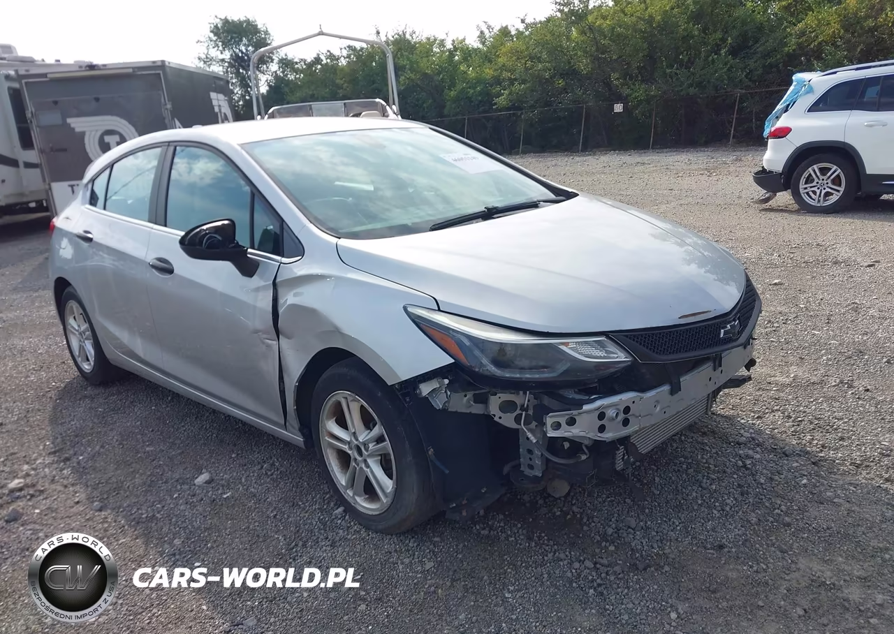 2017 Chevrolet Cruze Lt Auto – zdjęcie 1 z 19